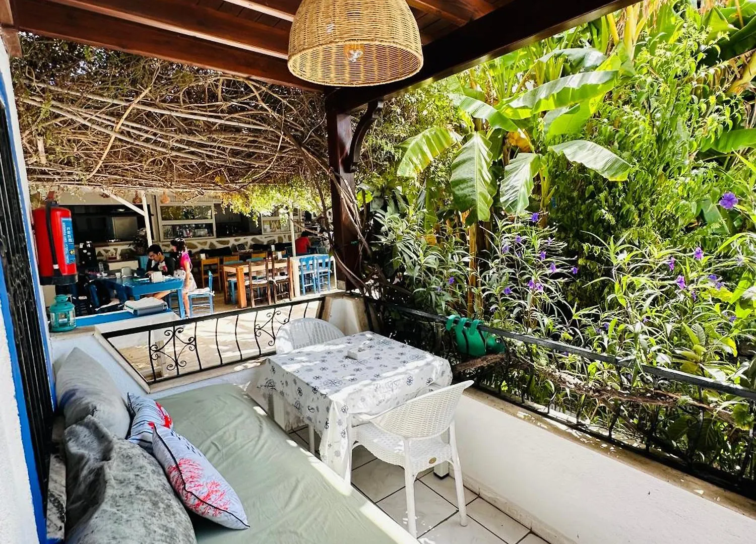 Aparthotel Paradise Guemuesluek